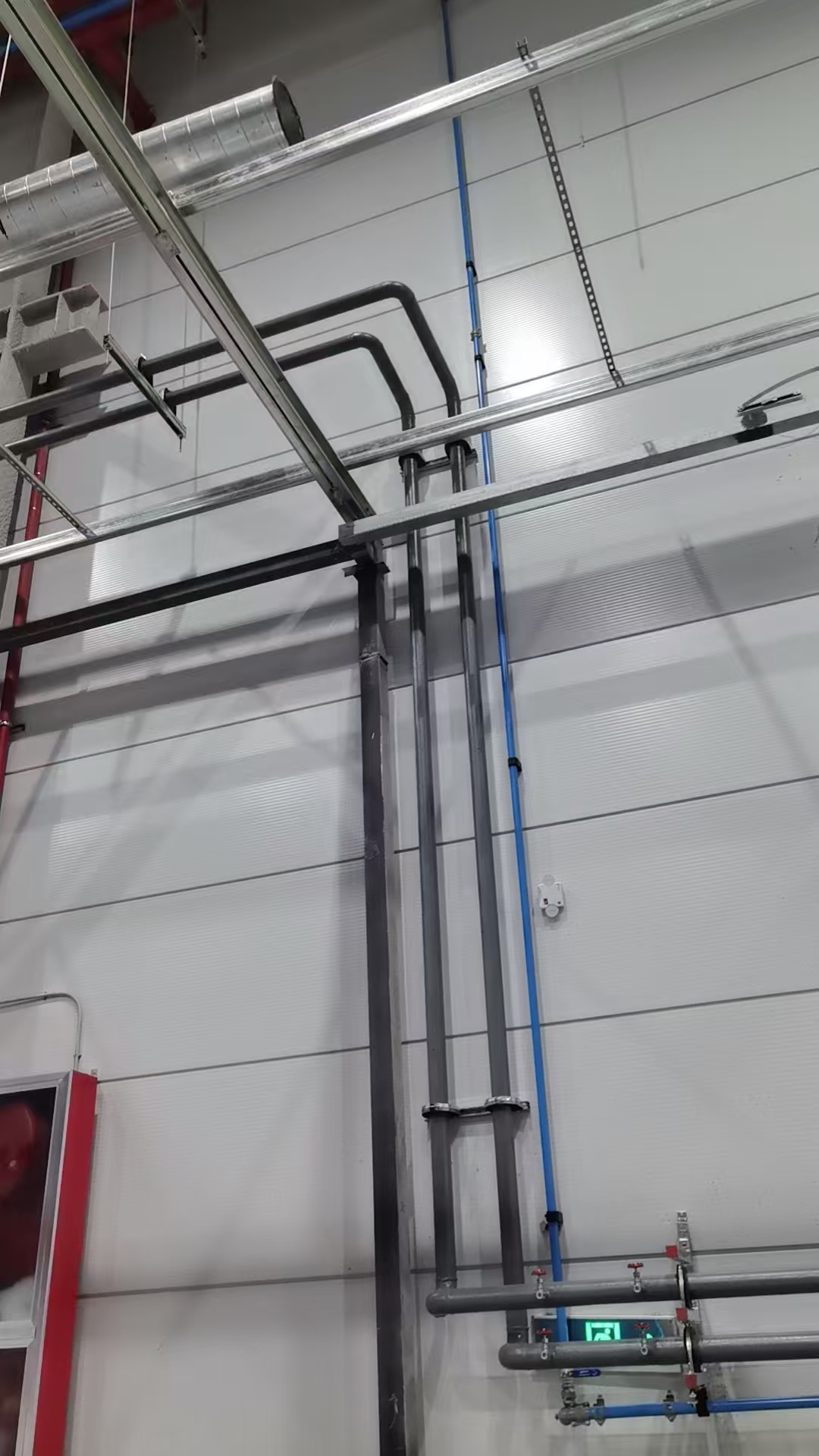 Energy savings of up to 30% are easily achieved with the UPIPE aluminum tube system!