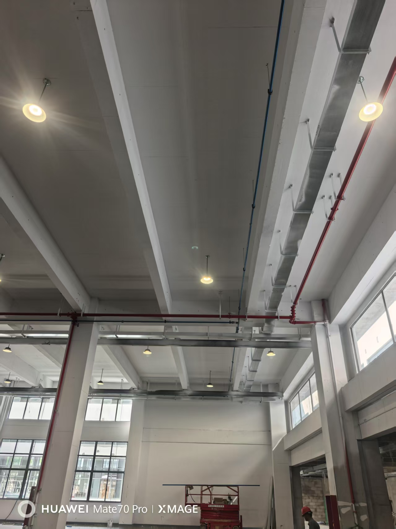 Energy savings of up to 30% are easily achieved with the UPIPE aluminum tube system!